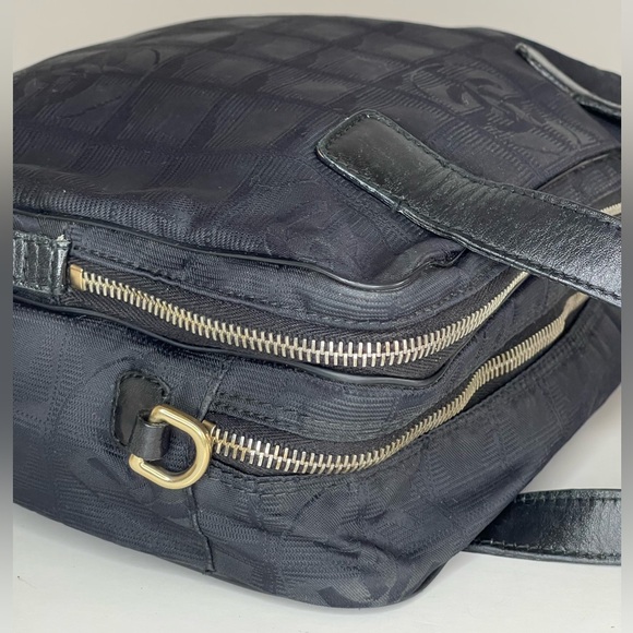 Chanel Hand Bag New Travel Line Black Nylon - Picture 10 of 14